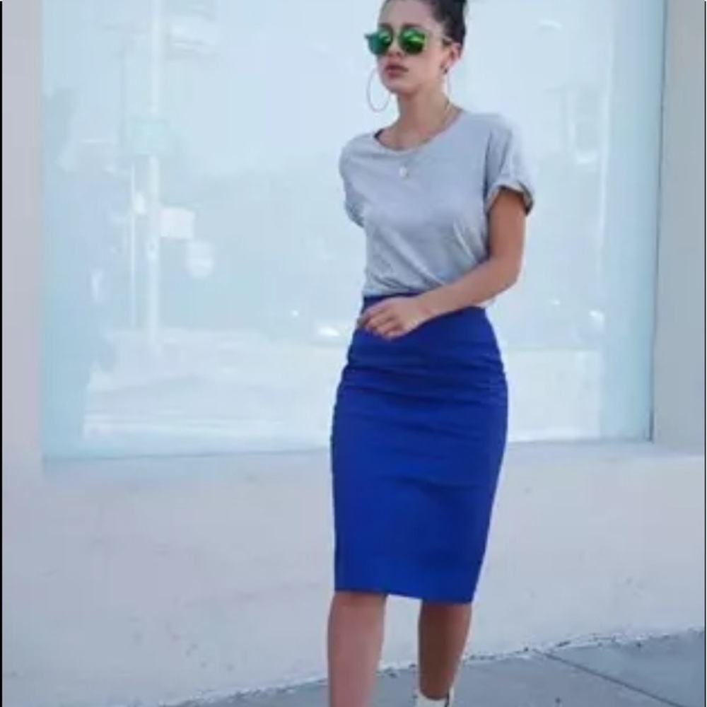 Worthington Casual Blur skirt size 6